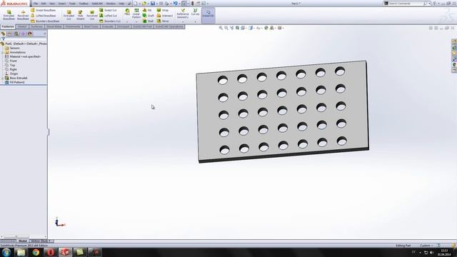 7 Урок. Работа с массивами в SolidWorks смотреть онлайн