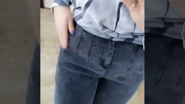 Серые джеггинсы, черные джеггинсы смотреть онлайн