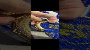 04-02-2024 Очечник, связанный из бисера.