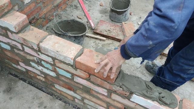 КИРПИЧНАЯ КЛАДКА ПЕРЕГОРОДКИ В 1/2 КИРПИЧА смотреть онлайн