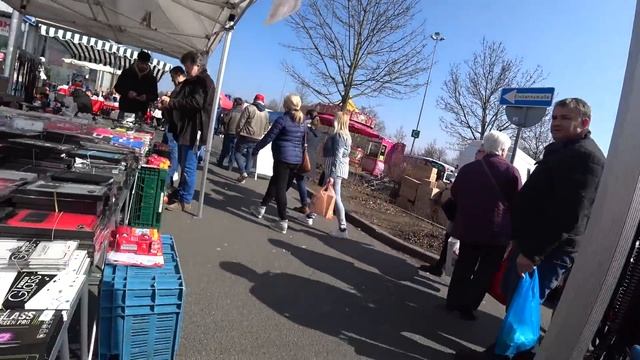 Барахолка по-немецки или поехали на базар в город Висбаден.