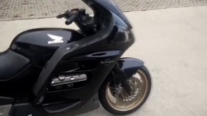 Обзор Honda St1100.Диван на колёсах.Top speed
