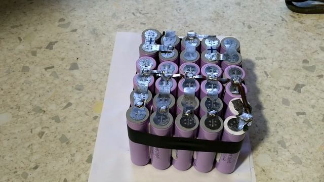 Акумулятор 3S10P 12 вольт своїми руками з 18650 | DIY | EcoFlow River Mini з акумулятора сігвея! смотреть онлайн