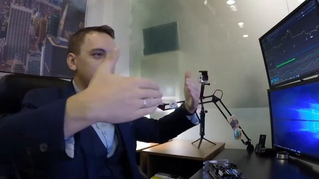 Трейдеру на заметку Как подключить 4 или 6 мониторов смотреть онлайн