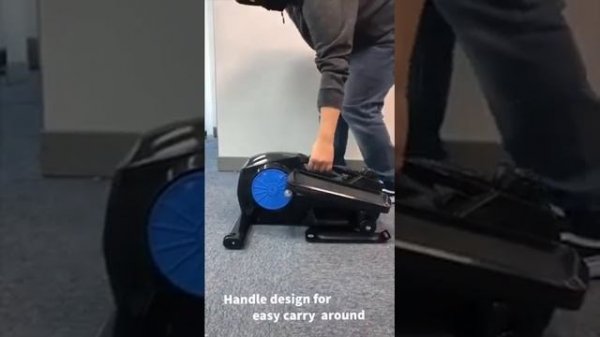 Elliptical Stepper 2 in 1 for sitting and standing