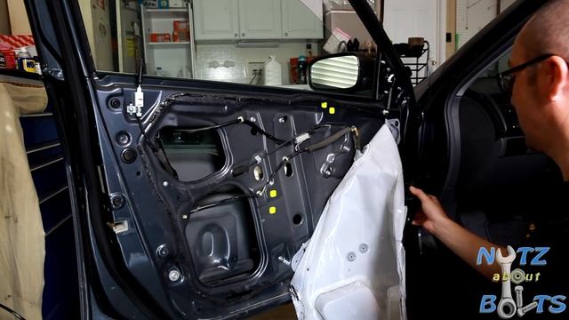 2003-2007 Honda Accord Door panel removal смотреть онлайн