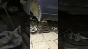 Стук рулевой рейкй Хонда CR-V.