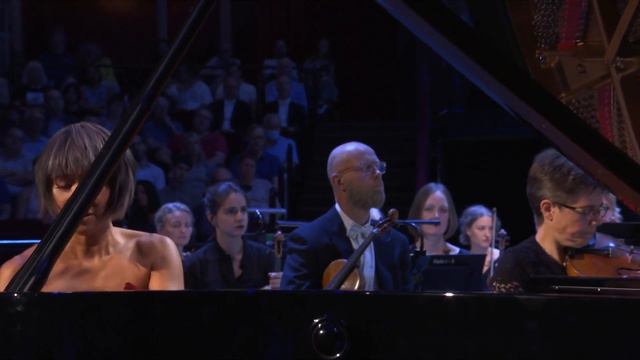 Yuja Wang - Liszt Piano Concerto No. 1 смотреть онлайн
