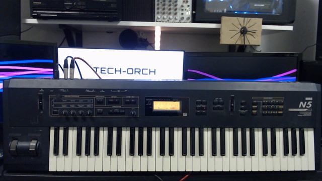 Korg N5 Demos - TECH-ORCH & LUSH-HAIR смотреть онлайн