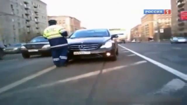 Так 'крутые' разговаривают с гаишниками ГАИ(1) смотреть онлайн