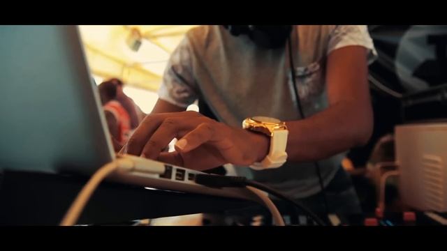 G-Amado Feat. Badoxa "Me Kuia Bué" (OFFICIAL VIDEO) - Directed by Afrodigital & Mr Vr смотреть онлайн