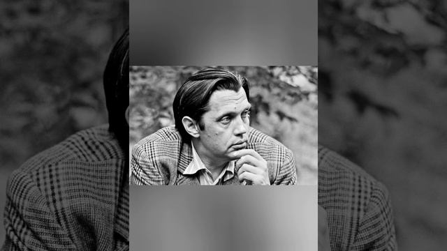 Роберт Рождественский - Помогите мне, стихи: Стих смотреть онлайн