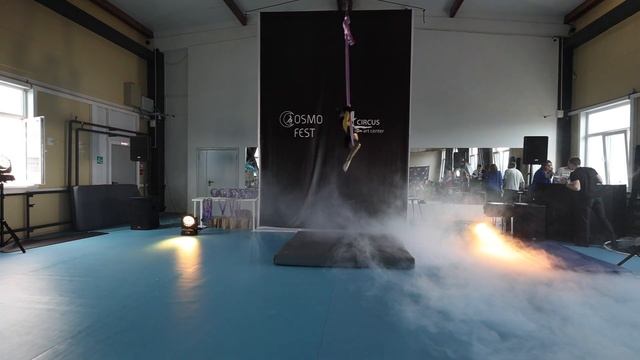 соревнования по воздушной гимнастике cosmofest в Калуге. Лера 8 лет, 1 место. смотреть онлайн