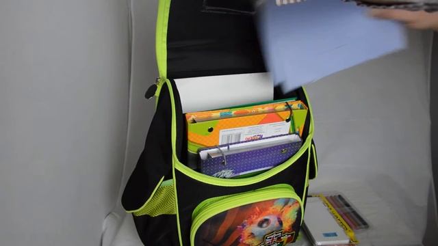 обзор школьного рюкзака Vombato 1601 смотреть онлайн