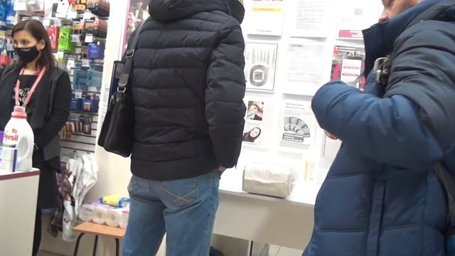 Директор Магнит косметик грабит покупателя пытаясь скрыть нарушение смотреть онлайн