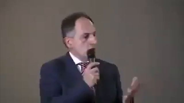 Pedro Varela Hablando sobre Rebeldía смотреть онлайн