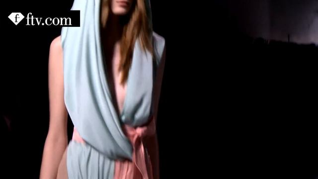 Vionnet Fall/Winter 2015 First Look | Paris Fashion Week PFW | FashionTV смотреть онлайн