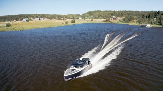 Тест драйв XO Explorer 10 Sport со спаркой Suzuki DF 300 на Ладожском озере смотреть онлайн