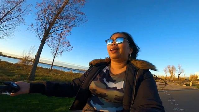 Dutch Cycling Culture | Utrecht the Netherlands Castles | Kasteel de Haar, Cycling Part 1 смотреть онлайн