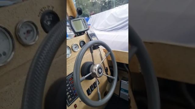 Катер Амадеус смотреть онлайн