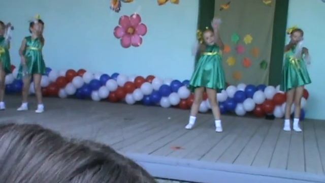 дет.сад "Звездочка"выступает на День города смотреть онлайн