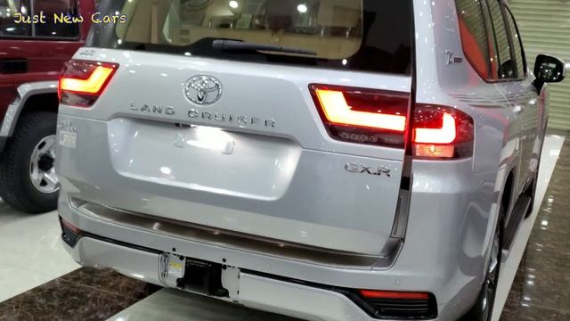 2022 Land Cruiser LC300 Vs LC200 V8 ??