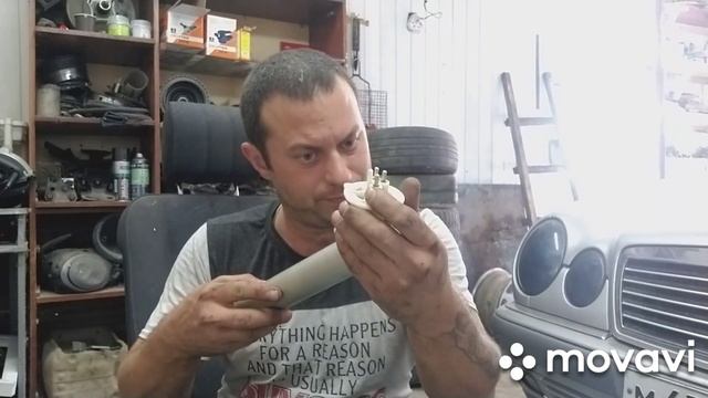 Датчик уровня топлива Мерседес w 124/Мерседес w 201/Чистка датчика уровня топлива смотреть онлайн