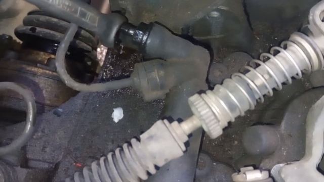 aerisire ambreiaj Volkswagen golf/bora . clutch priming. atelierul de mecanică смотреть онлайн