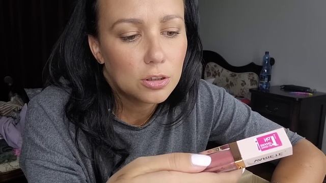 Otwieram paczkę Eveline Mystery Box - Co w nim znalazłam? смотреть онлайн