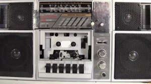мой самодельный магнитафон реплика sanyo m9835к  25 лет в строю.