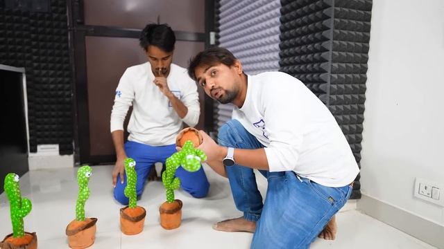 Talking With 100 Talking Cactus - Worth ₹50000/- смотреть онлайн