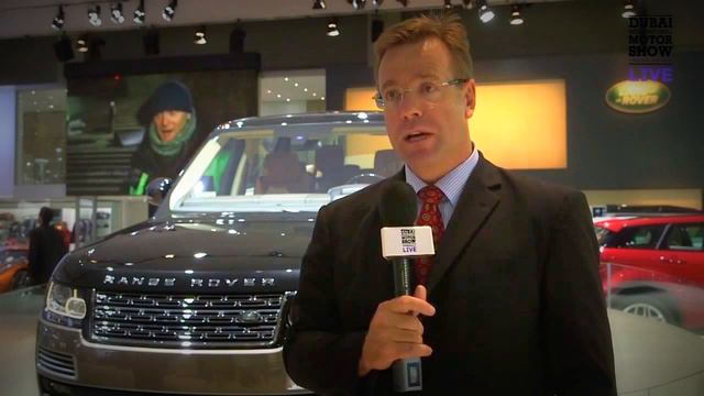 2015 Dubai Motor Show - Jaguar Land Rover - Bruce Robertson interview смотреть онлайн