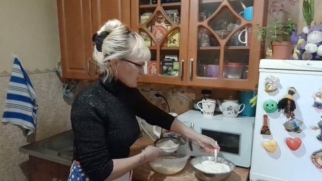 Жизнь в селе!Варю борщ!Пеку пиццу! смотреть онлайн