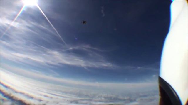 Skydive - ZWISCHEN_HIMMEL_UND_ERDE.m4v смотреть онлайн