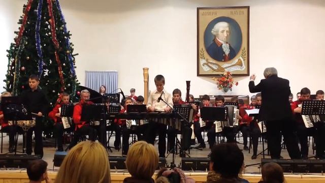 Fiddle Faddle ксилофон с оркестром смотреть онлайн