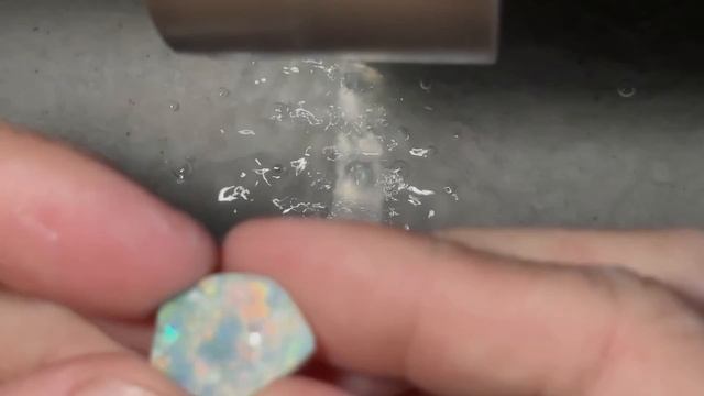 Miner parts with a 20yr old piece of rough opal treasure - I cut it! смотреть онлайн