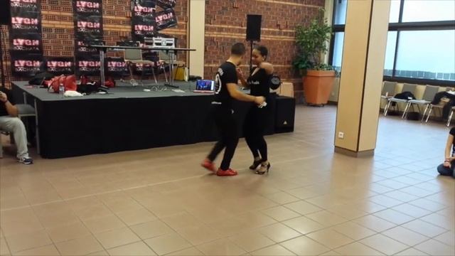 Dominican Touch Bachata - Master Class смотреть онлайн