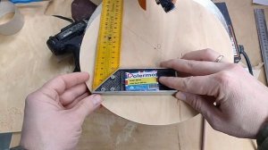 КАК БЫСТРО НАЙТИ ЦЕНТР КРУГА / работа линейкой