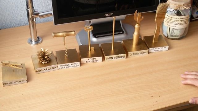 КАК ЗАРАБОТАТЬ 300 000 РУБЛЕЙ НА ПРОДАЖИ СУВЕНИРОВ СДЕЛАННЫХ СВОИМИ РУКАМИ смотреть онлайн