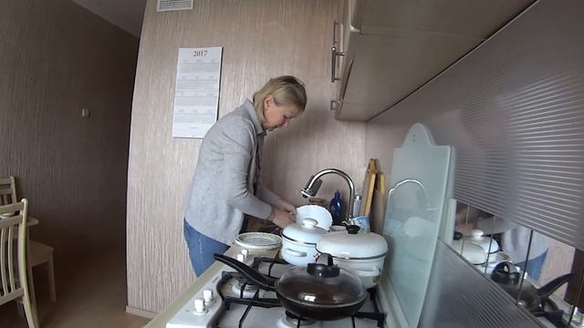 Объясняю кто есть кто и мою посуду, немного о вышивке... смотреть онлайн