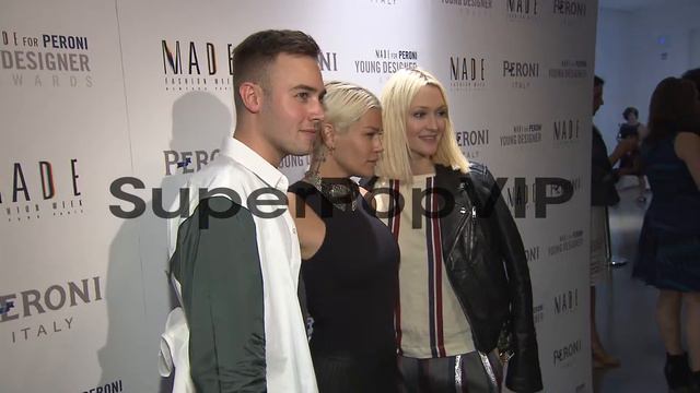 Nolan Bellavance, Jenne Lombardo and Zanna Roberts Rassi ... смотреть онлайн