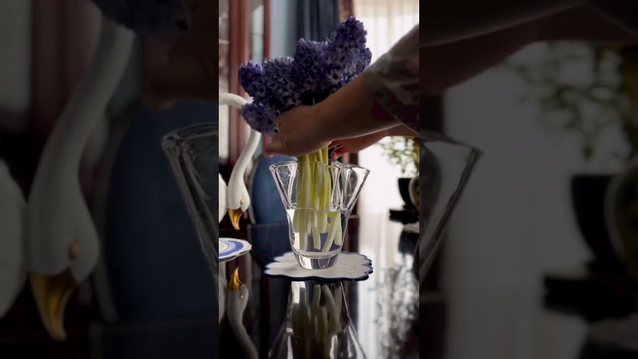 Коллекция ваз Blossom создается вручную стеклодувами. Каждый предмет совершенно уникален! смотреть онлайн