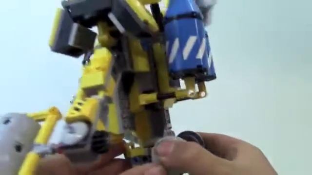 LEGO - The Movie Emmet's Construct-o-Mech 70814 Review смотреть онлайн