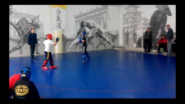 спаринг кикбоксинг