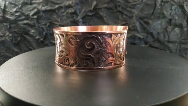 Женский медный браслет с цветами смотреть онлайн