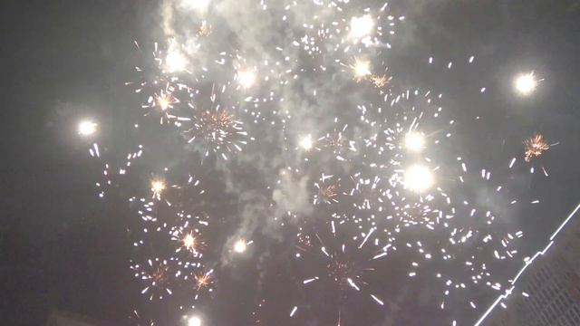 Краснодар | "Пиромания" в ЖК "Губернский" | Много дыма и огня смотреть онлайн