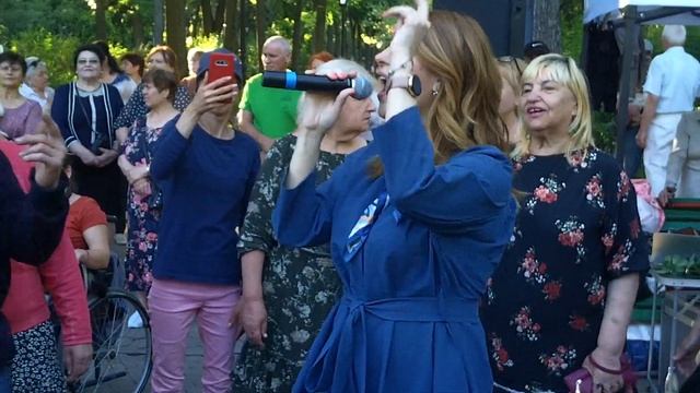 Танцы в Центральном парке Кишинева (4.06.2023, 12 эпизодов) Эпизод 10 смотреть онлайн