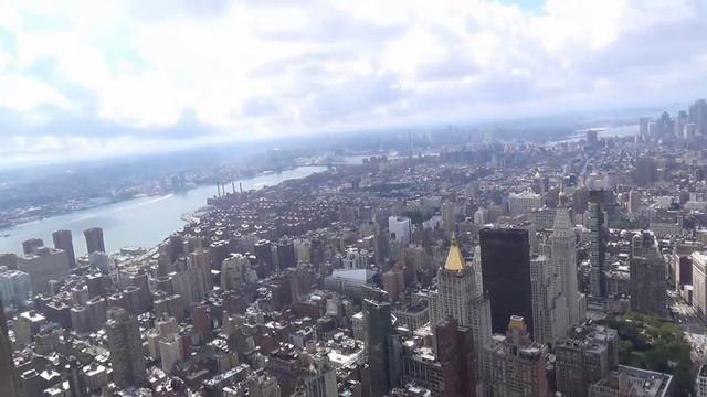 Нью-Йорк с высоты. Эмпайр-стейт-билдинг смотреть онлайн