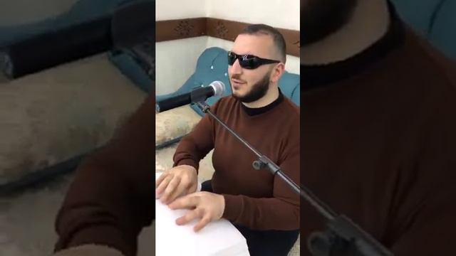 Очень красивая чтение Корана с золотой голосом смотреть онлайн