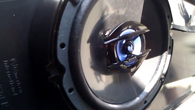 Sony Xplod XS-GT1627 Speakers